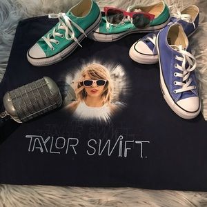 Taylor Swift 1989 world tour T-shirt